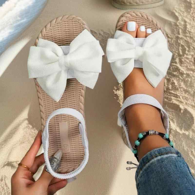 サンダル 親子 レディース 女性用 キッズ 子供用 一字ストラップ リボン フラット ペタンコ スリッポン 軽量 軽い 伸縮性 カジュアル 普段使い ビーチ 海 リゾート 布製 ゴム底 オープントゥ つま先開き 無地 大きいサイズ