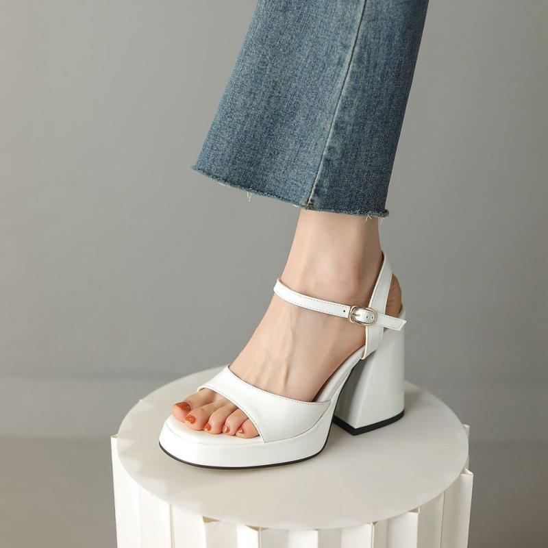 サンダル レディース 春夏 ハイヒール オープントゥ ワンストラップ バックル 太ヒール チャンキーヒール スクエアトゥ エナメル 本革 ラバーソール 普段使い お出かけ 歩きやすい 安定感