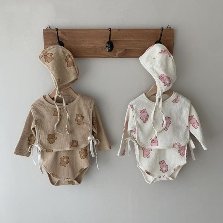 ロンパース ベビー 赤ちゃん 新生児 男女兼用 綿 ワッフル クマ柄 長袖 カバーオール ボディスーツ 韓国 春秋 オフホワイト カーキ かわいい 安心素材 普段使い