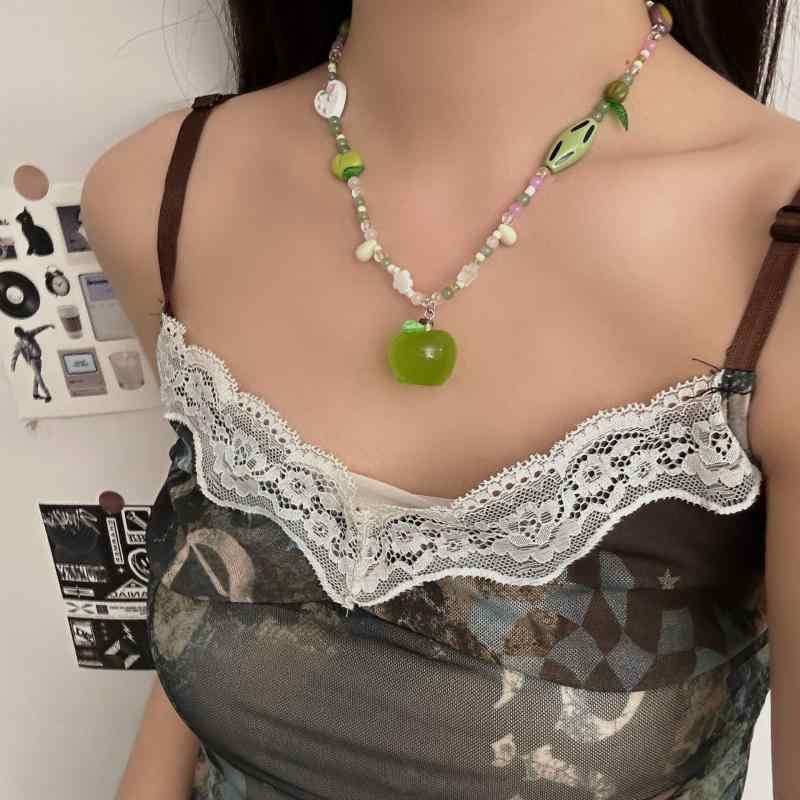 ネックレス レディース ミントグリーン 青りんご ビーズ 鎖骨 ショート かわいい 森ガール風 ナチュラ..