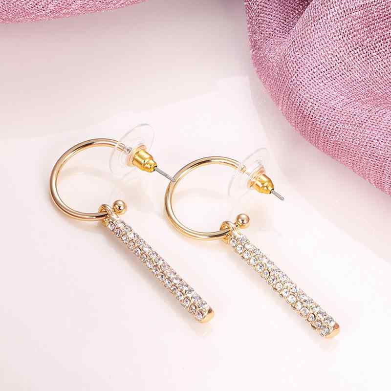 耳飾り レディース ロング タッセル ジルコニア フラワーモチーフ 上品 エレガント 揺れる 繊細 ゴール..