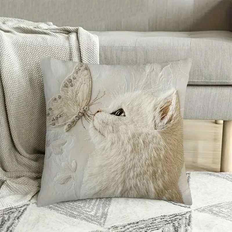 クッションカバー 白猫 蝶 動物モチーフ ショートパイル やわらか 肌触り フェイク刺繍 ソファ リビン..