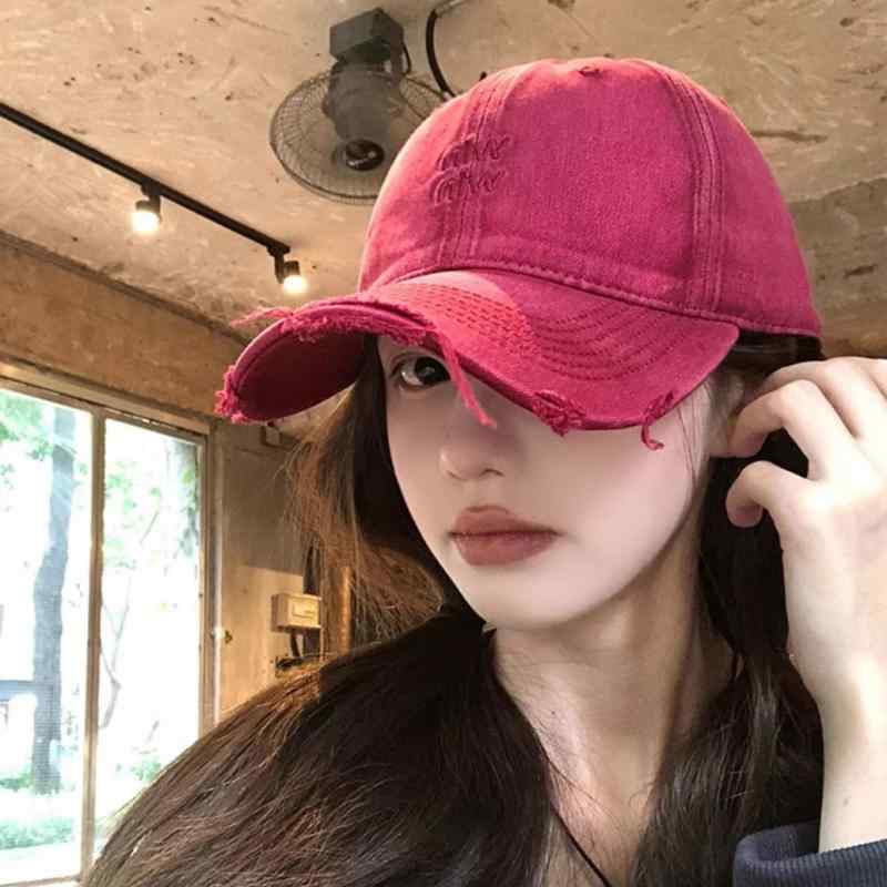 キャップ レディース ベースボールキャップ 野球帽 ウォッシュ加工 ダメージ加工 レトロ 小顔効果 ソフトキャップ 綿 コットン 頭囲大きめ 大きいサイズ カーブキャップ オールシーズン 普段使い アウトドア カジュアル アンカラレッド