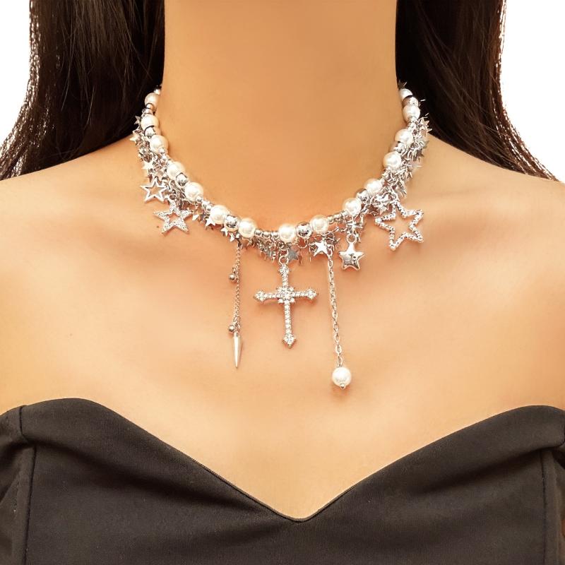 ネックレス レディース チョーカー 十字架 星モチーフ パール フリンジ 欧米風 サブカルチャー 個性的 多層 レイヤード 鎖骨チェーン 合金製 電気メッキ加工 おしゃれ 普段使い