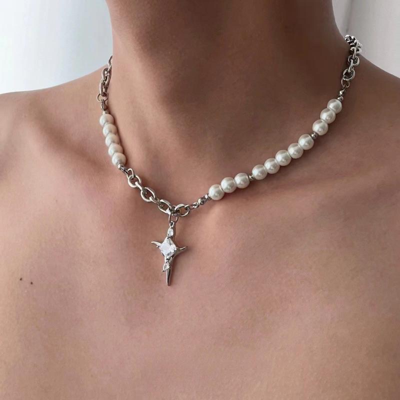 ネックレス レディース 欧米 インポート ジルコニア埋め込み 星モチーフ 十字架 シンプル 個性的 高級感 パール 鎖骨丈ペンダント 合金製 電気メッキ加工 華奢