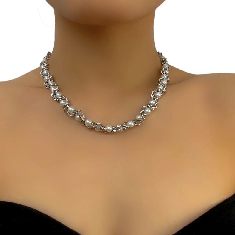 ネックレス レディース チタン鋼 パール 巻き付け 鎖骨チェーン デイリー フォーマル 軽やかラグジュアリー 高級感 個性的 精巧な エレガント 上品 アシンメトリー