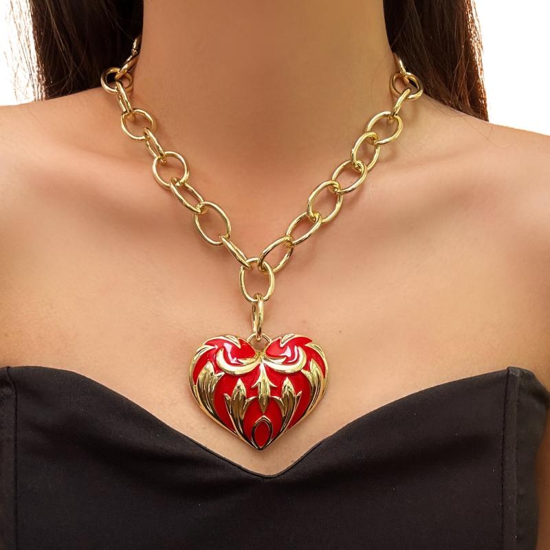 ネックレス レディース ハート レトロ ペンダント 華やか 個性的 透かし彫り 合金 高級感 電気メッキ加工 チェーン アクセサリー 普段使い パーティー 銀 金 大胆