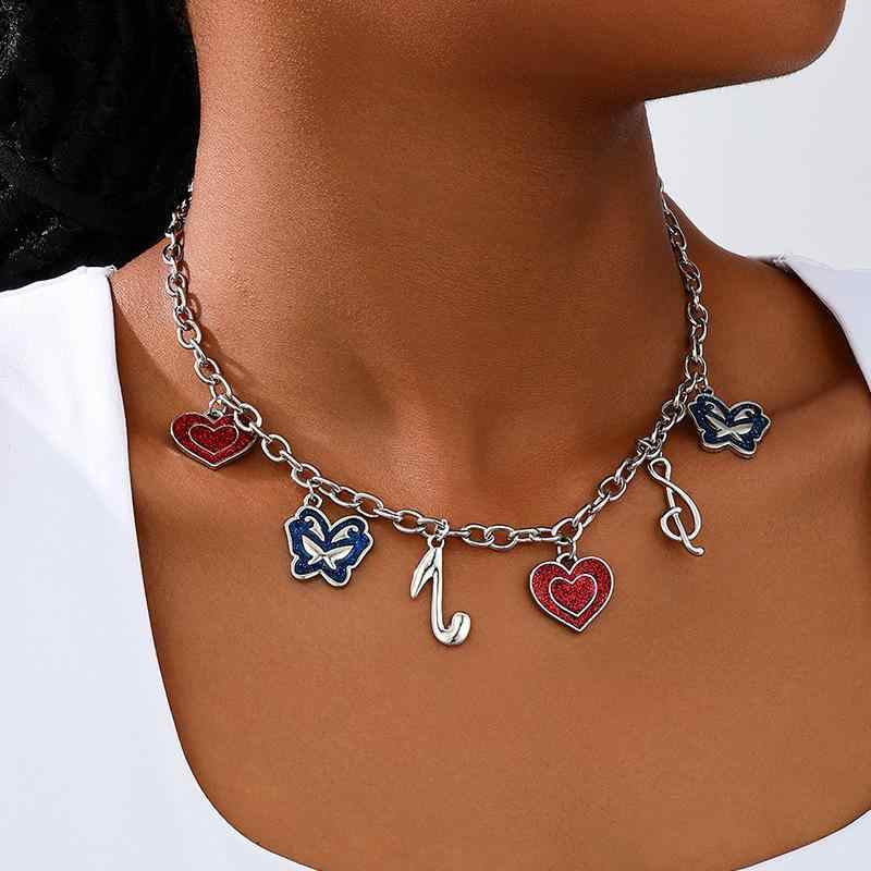 ネックレス レディース 合金製 電気メッキ加工 欧米風 スイートクール 個性的 ニッチ 音符 蝶 バタフライ ハート ペンダント 普段使い カジュアル