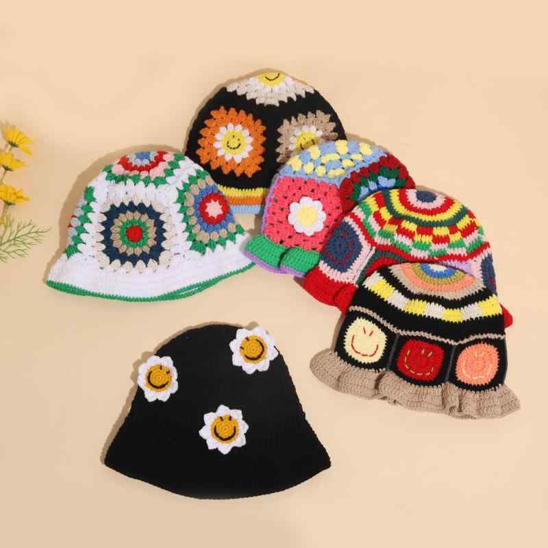 ニット帽 ユニセックス 緑 モンスター いちご柄 カートゥーン 個性的 かわいい おしゃれ 防寒 暖かい ..