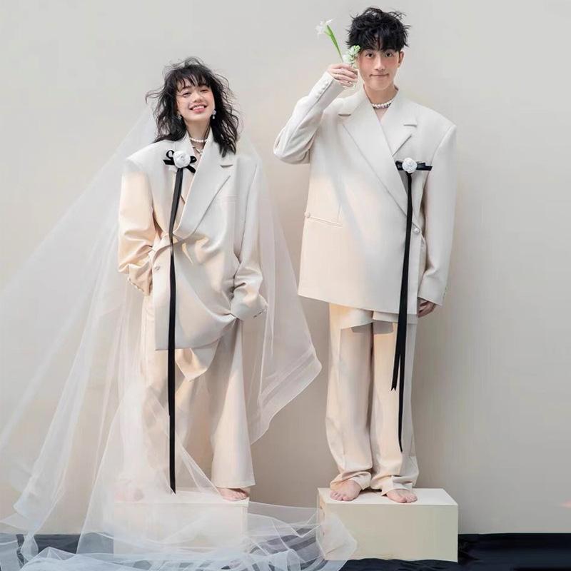 スーツ ユニセックス 男女兼用 写真撮影 記念写真 カップル ペアルック アート写真 白 ホワイト シンプ..