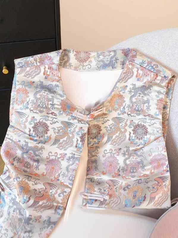 ベスト レディース チャイナ風 レトロ ジャガード刺繍 花柄 高級感 上品 おしゃれ ポリエステル素材 ショート丈 ラウンドネック 前開き 重ね着 ジレ