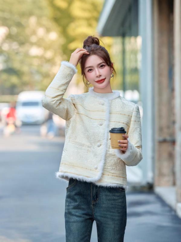 ダウンジャケット レディース 新チャイナ風 ミンクファー 切り替え ダウン ゆったり 厚手 保温 防寒 スタンドカラー 長袖 ポケット付き ファスナー ポリエステル 普段使い カジュアル オフホワイト 秋冬