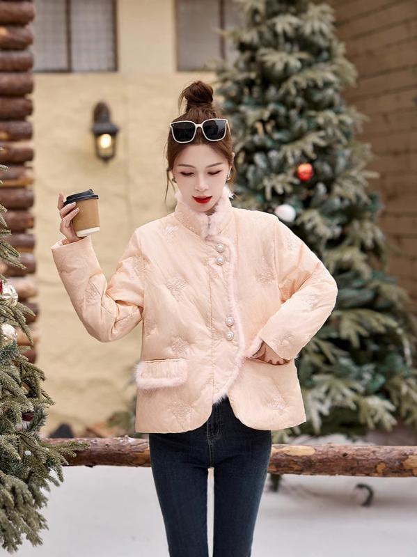 ダウンジャケット レディース 女性用 ピンク ボア スタンドカラー ショート丈 ダウン 中綿 ポリエステル 暖かい 防寒 アウター 冬 低身長 小柄向け 日韓カジュアル カジュアルスタイル