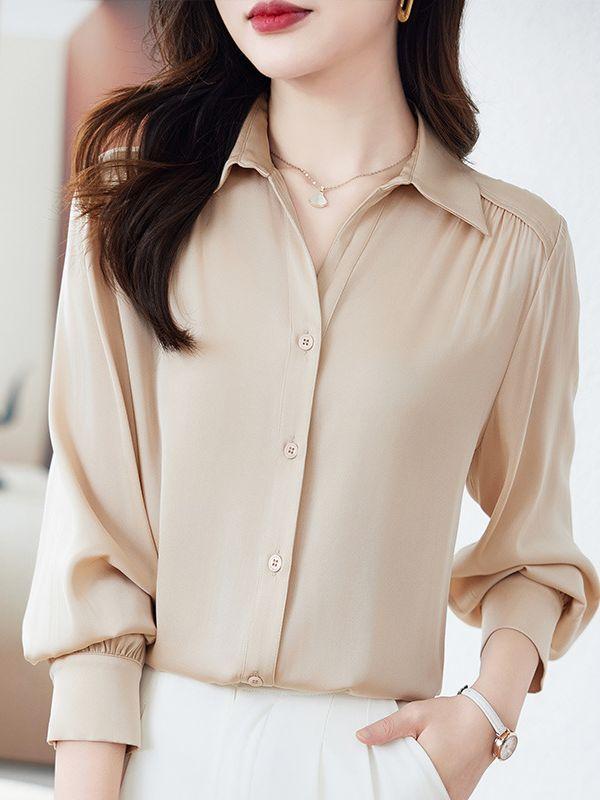 ・カテゴリ: シャツ・タイプ: 開襟・スタイル: 日韓カジュアル・主な素材: 桑蚕 90-95%、ポリウレタン 30%以下・柄: 無地・袖丈: 長袖・フィット感: レギュラー・着丈: レギュラー丈・ネックライン: Vネック・袖タイプ: シャツスリーブ・前立て: シングルボタン・カラー展開: ホワイト、ブラック、シャンパン、ピンク・サイズ展開: M、L、XL、XXL