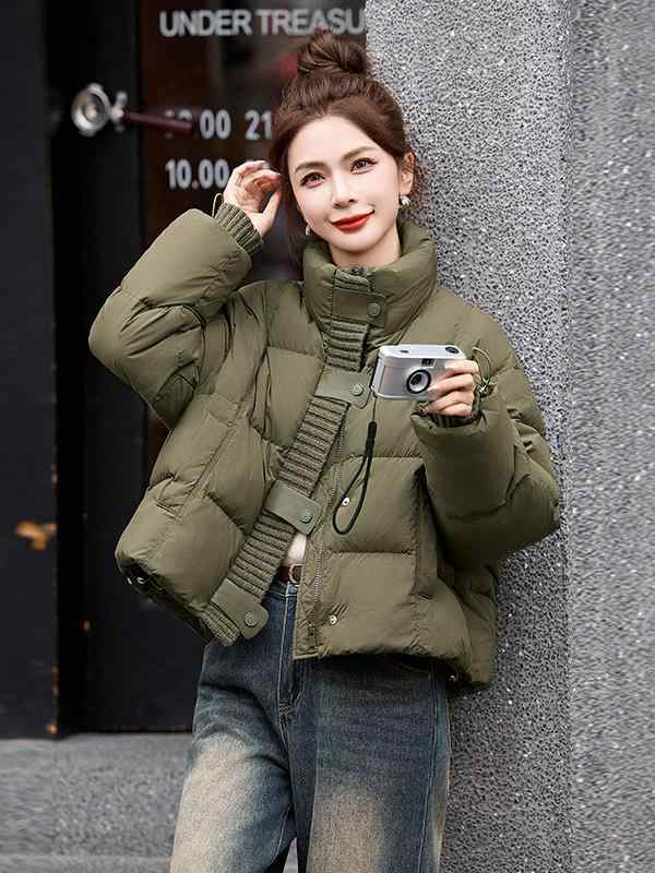 ダウンジャケット レディース 韓国 カジュアル かわいい ショート丈 低身長向け 厚手 スタンドカラー 防寒 暖かい 白ダックダウン アウター 秋冬 普段使い お出かけ ダウンコート