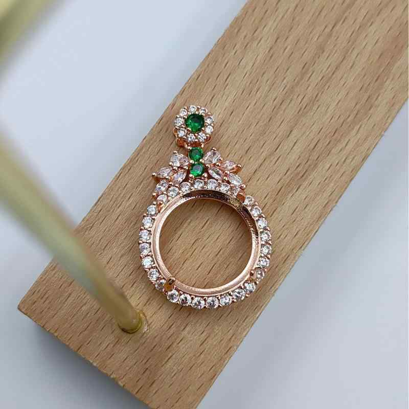 ネックレス レディース S925 シルバー 純銀 台座 豪華 ジルコニア 輝く大粒 ペンダントトップ 軽やかな..