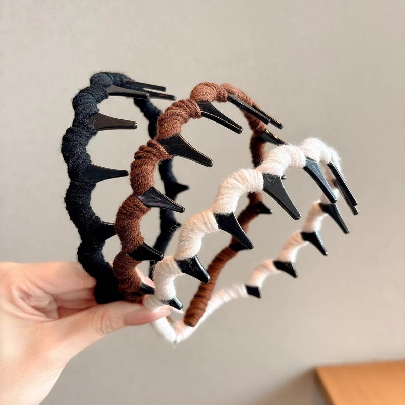 ヘアアクセサリー レディース 秋冬 毛糸 波状 歯付き カチューシャ ヘアバンド ふんわり ボリュームア..