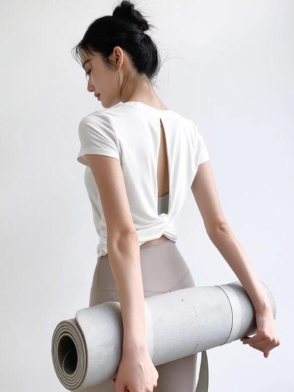 ヨガウェア レディース トップス ショート丈 半袖 Tシャツ ハイウエスト ゆったり ルーズフィット 着痩せ スタイルアップ カバーアップ 薄手 春夏 ポリエステル素材 フィットネス トレーニング ジム スポーツ リラックスウェア