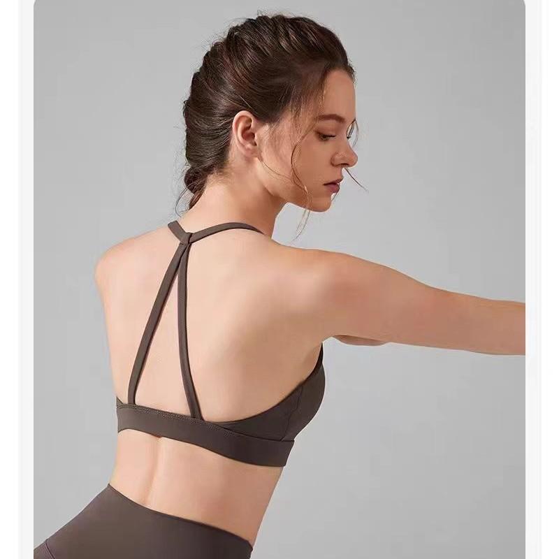 スポーツブラ レディース ホルターネック タンクトップ 寄せ上げ ノンストレス 素肌感 ランニング ヨガ フィットネス ジム ワークアウト 一枚着 ナイロン スパンデックス
