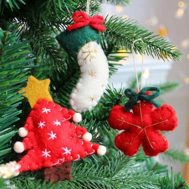 クリスマス ソックス 靴下 オーナメント 吊り下げ 飾り デコレーション 雪の結晶 星 鹿 馬 キャンディケイン 赤 緑 白 クリスマスツリー 店舗ディスプレイ 置物 雑貨 北欧 アメリカン おしゃれ
