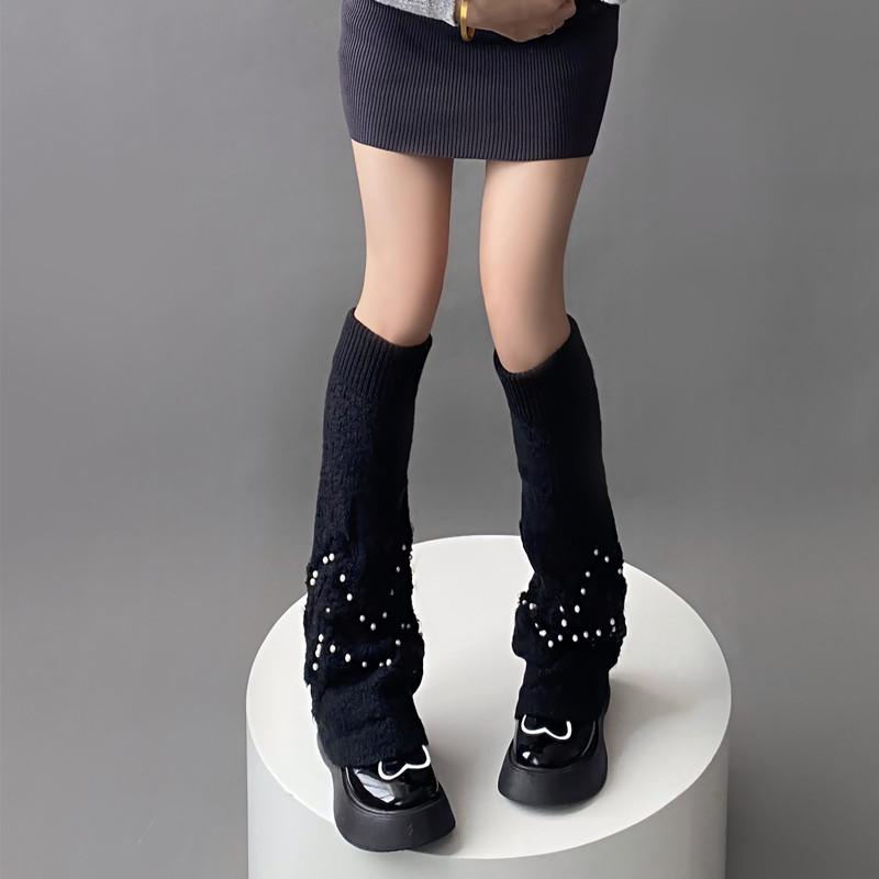 レッグウォーマー レディース Y2Kスタイル ニット パール装飾 フレア ワイド ベルボトム アクリル素材 伸縮性 細見え 美脚効果 スイート トレンド 秋冬 防寒 オフホワイト ブラック