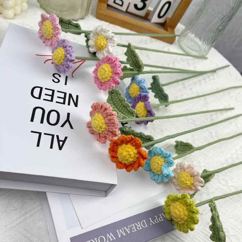 インテリアフラワー 手編み ハンドメイド 毛糸編み ニット デイジー ヒナギク カモミール 花束 ブーケ 造花 フェイクフラワー 卓上 デスク お部屋飾り ホームデコレーション 撮影小物 かわいい プレゼント