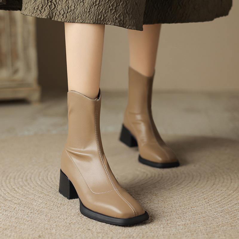 ブーツ レディース 秋冬 ショートブーツ ジョッキーブーツ バックジップ 太めミドルヒール チャンキー..