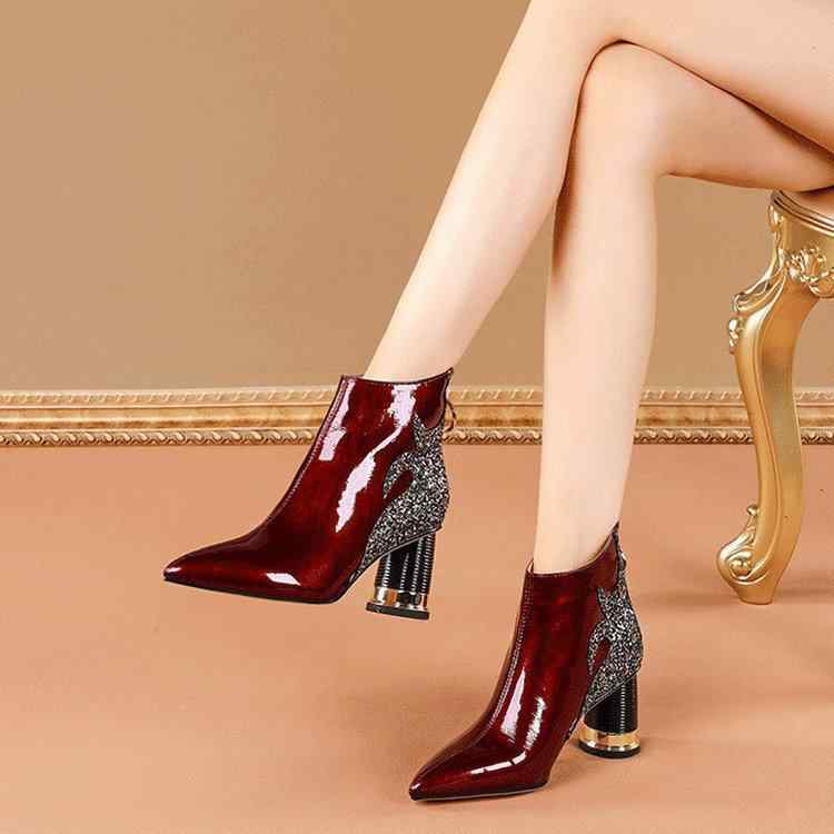 ショートブーツ レディース 大きいサイズ エナメル 合成皮革 ポインテッドトゥ スパンコール ラインス..