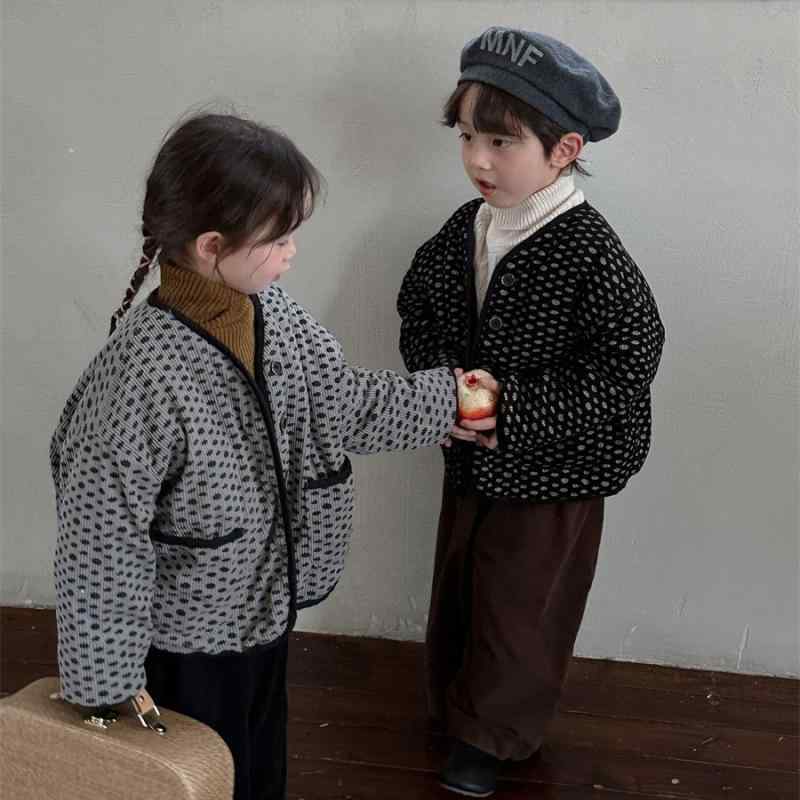 キッズ 男の子 ベビー 男女兼用 コーデュロイ 厚手 防寒 中綿コート アウター 冬物 ジャケット 丸首 ドット柄 シンプル 綿 コットン グレー ブラック 普...