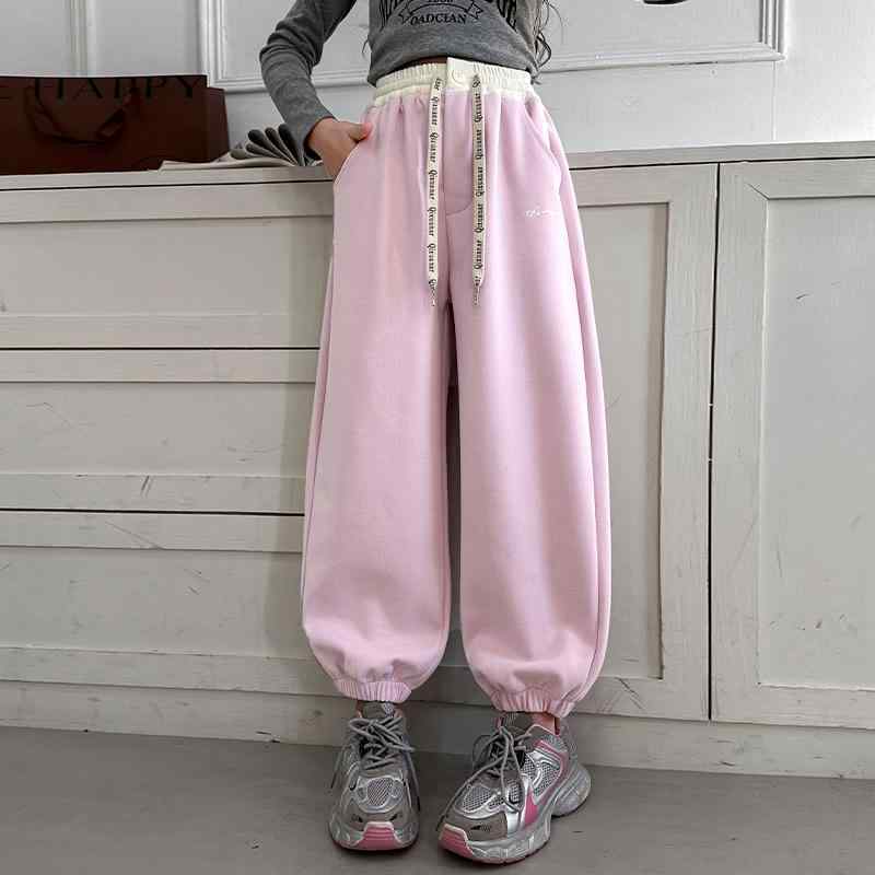 パンツ 女の子 キッズ ジュニア スウェット ジョガーパンツ スポーツ 長ズボン 春秋 カジュアル 綿混 ポリエステル 普段使い 部屋着 運動 多 カラフル イエロー ブラック パープル ピンク おしゃれ 着回し抜群