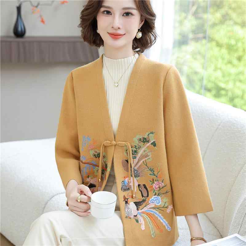 ニットカーディガン レディース ミセス 大人女性 秋冬 チャイナ風 エスニック 豪華刺繍 上品 きれいめ おしゃれ アウター イエロー パープル ベージュ