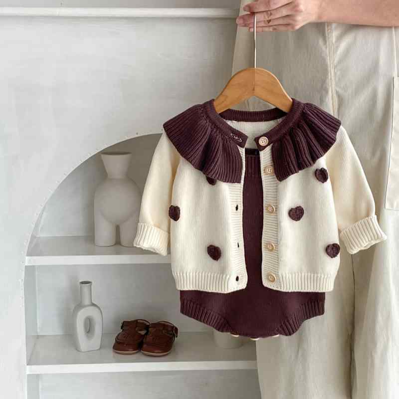 ベビー服 女の子 春秋 長袖 フリル襟 手編み ハート コットン ニット カーディガン 無地 ロンパース カ..