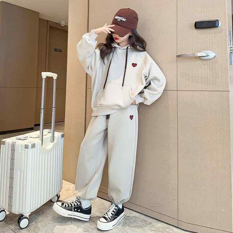 スウェットセット キッズ 女の子 ジュニア 秋冬 フード付き トレーナー パーカー ハート刺繍 ジョガー..