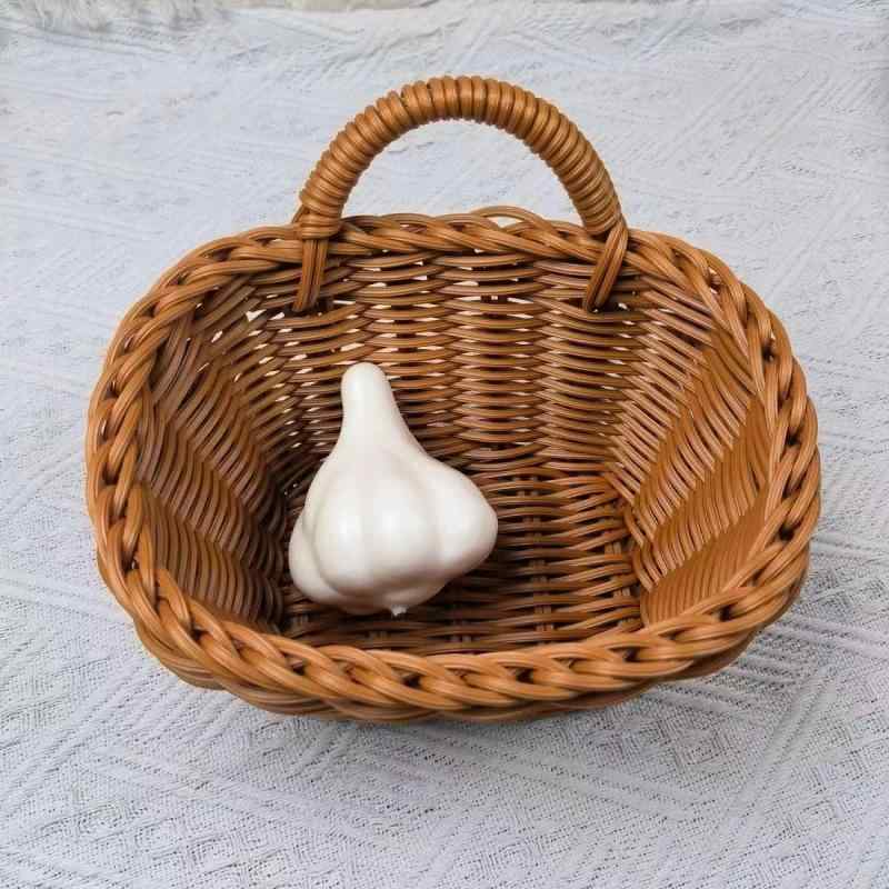バスケット キッチン 壁掛け 収納 カゴ ラタン調 PP製 ハンドメイド おしゃれ 小物入れ 玄関 リビング ..