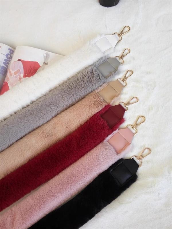 バッグ ショルダーベルト レディース 女性用 秋冬 ファー もこもこ素材 幅広 ロングタイプ 付け替え 交換用 斜めがけ ワンショルダー ..