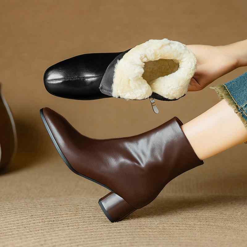 ショートブーツ レディース チャンキーヒール 太ヒール サイドジップ サイドファスナー 細見え スクエ..