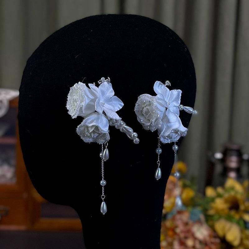 ピアス イヤリング フレンチ サテン フラワー フェイクパール タッセル 花嫁 ウェディング ブライダル ..