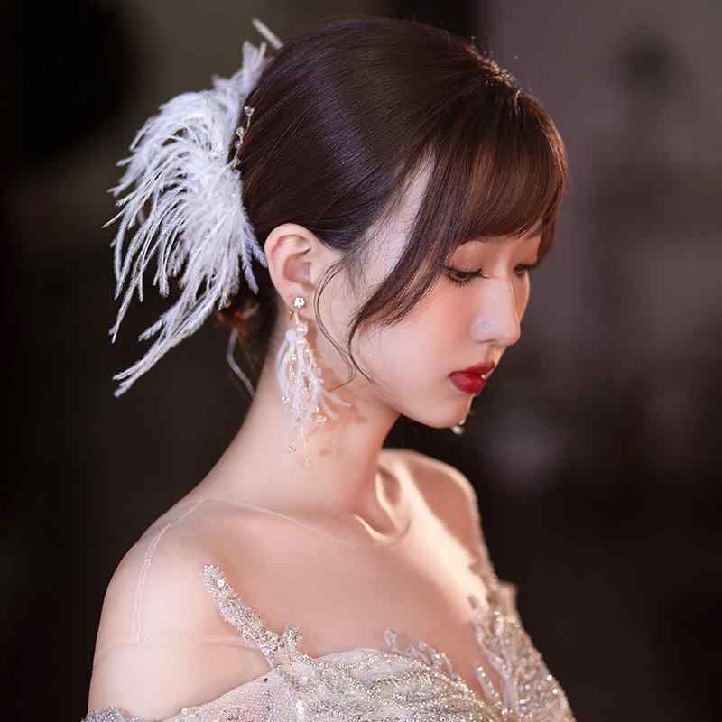 髪飾り レディース フェザー ヘアバンド ふわふわ ヘアクリップ ヘアピン フェアリー 森ガール風 レトロ調 アンティーク 上品 華やか かわいい ガーリー お出かけ デート カジュアル