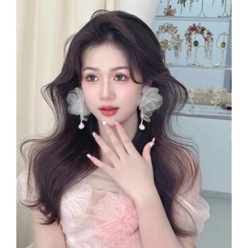 ピアス イヤリング ウェディング ブライダル 造花 フラワー スイート フェミニン ビーズ タッセル ロン..