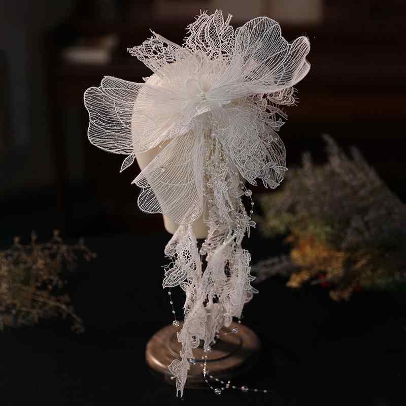 ヘッドドレス ブライダル ウェディング 髪飾り 新婦 手作り レース フラワーモチーフ ビーズ クリスタ..