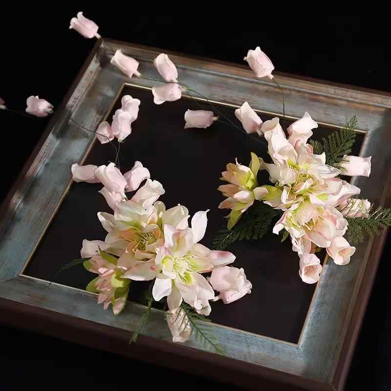 髪飾り レディース ハンドメイド かわいい ピンク グラデーション 風鈴花 レース ヘアクリップ ブライ..