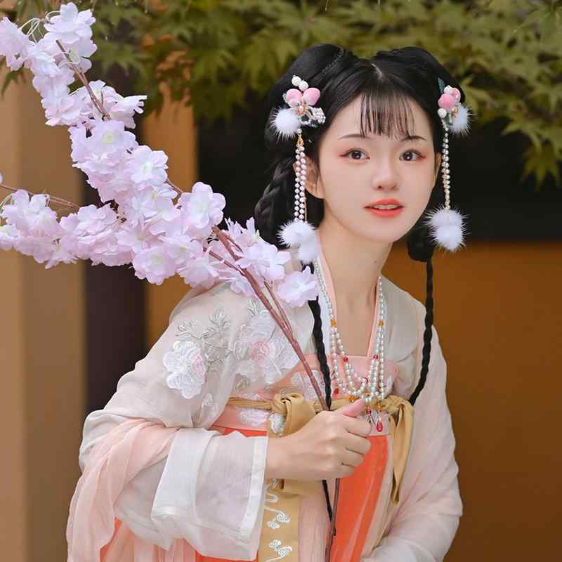 髪飾り レディース 中華風 古風 毛玉 ポンポン 桃モチーフ パール タッセル ヘアクリップ 2個セット 浴..