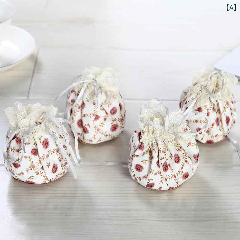 椅子脚カバー 保護パッド レース素材 滑り止め 静音 耐摩耗 防塵 防油 断熱 装飾 家庭用 丸型 花柄 ベージュ