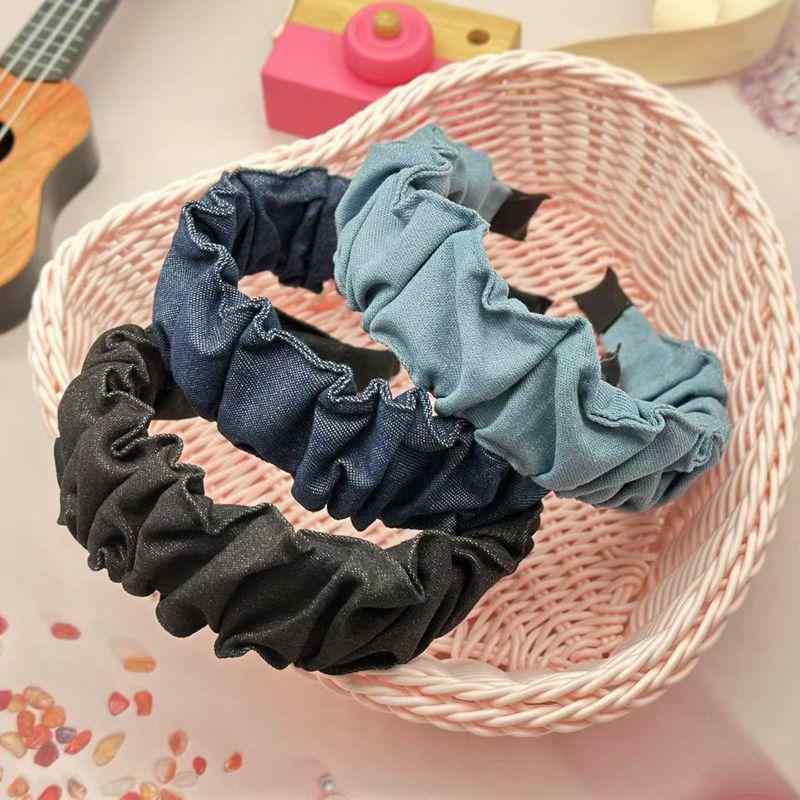 ヘアバンド カチューシャ レディース デニム プリーツ レトロ ワイド 大ぶり 普段使い 韓国 爽やか かわいい 布製 黒 紺 ライトブルー 春夏