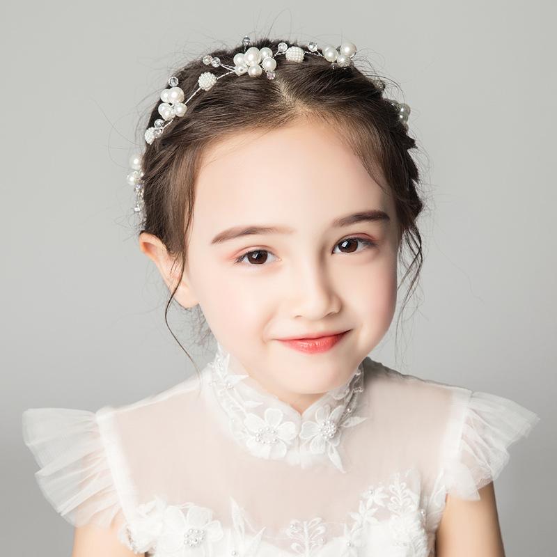 ヘアアクセサリー 女の子 手作り ヘアバンド カチューシャ 花冠 ヘッドドレス 白 パール パール 白水晶 花モチーフ かわいい 韓国 プリンセス 春 ステージ 花ガール 演出 繊細