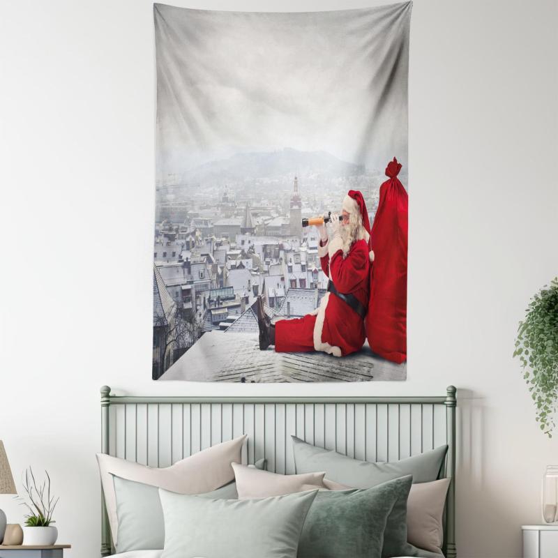 タペストリー クリスマス サンタクロース 屋根上 望遠鏡 曇り空 街並み 壁掛け おしゃれ インテリア ホ..