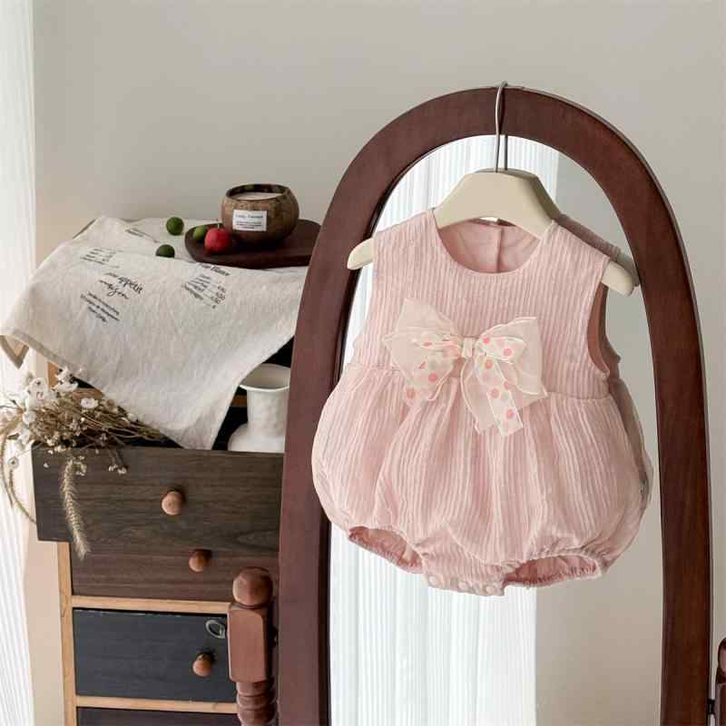 ベビー 女の子 夏 薄手 テンセル 混紡 接触冷感 クローリング ロンパース ボディスーツ 蝶結び 無袖 ピンク かわいい 吸湿速乾 軽量 伸縮性 スナップ 新生児 ソフト