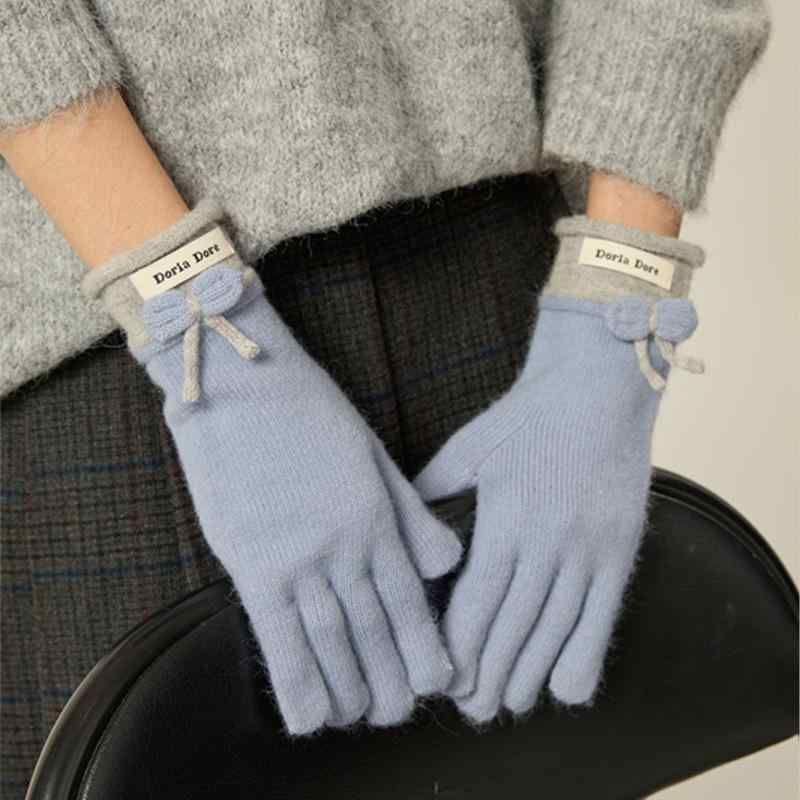 手袋 女性用 冬 保暖 タッチ対応 運転用 蝶結び ニット アクリル混 かわいい シンプル 通勤 赤 黒 ベージュ