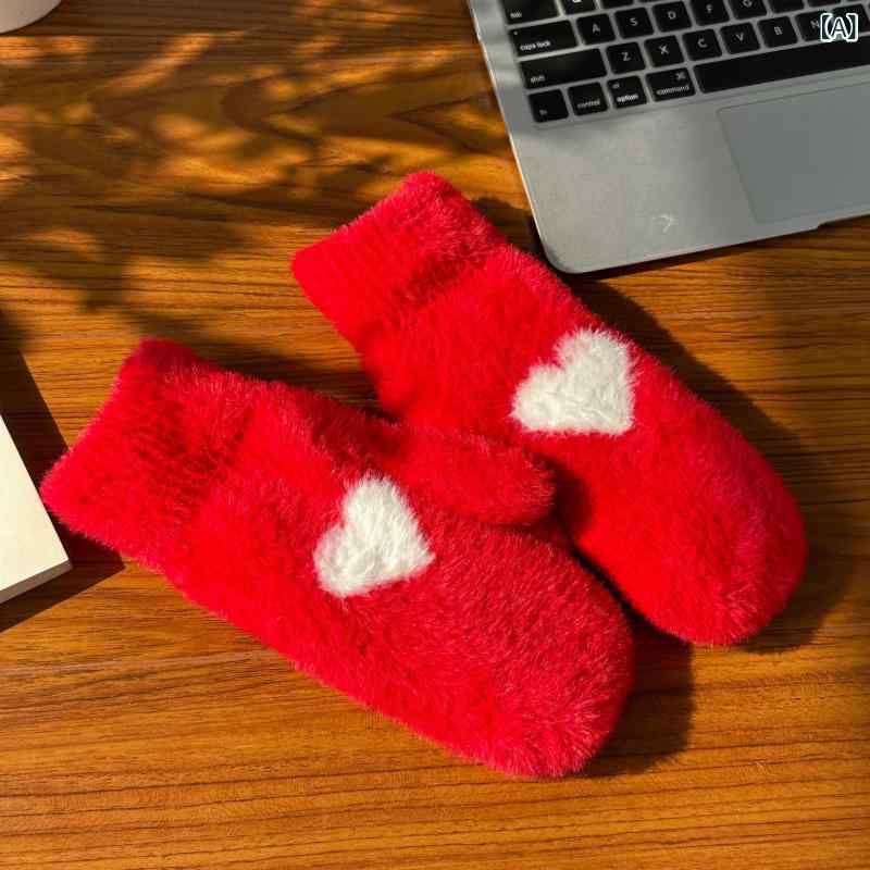 手袋 レディース 冬用 タッチ対応 暖か 防風 かわいい ハート柄 ニット 二層構造 フリース内側 厚手 綿混紡 ナイロン 赤 白 普段使い ファッション