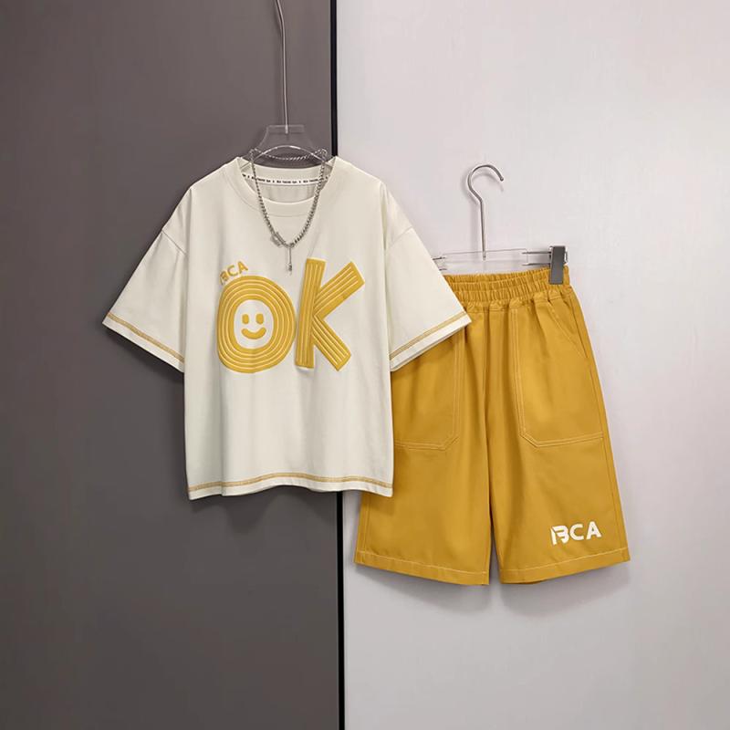 男の子 夏 半袖 Tシャツ 七分丈 パンツ セット 薄手 綿混 素材 シンプル カジュアル ゆったり シルエッ..